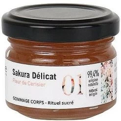 Gommage Sucré à La Fleur De Cerisier Pour Corps